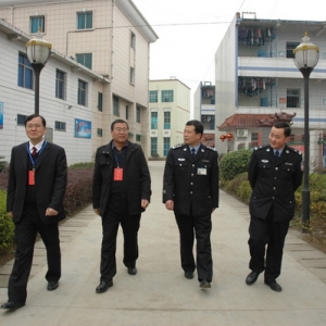 贵州省铜仁地区检察分院领导到黔东劳教所检查场所安全工作