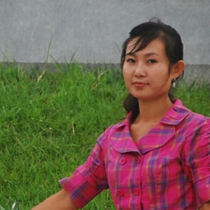 在朝鲜女孩割双眼皮价格很便宜 只需20-30元人民币