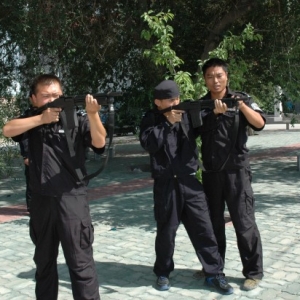 新疆生产建设兵团女子劳教（戒毒）所开展实弹射击训练