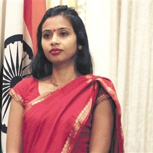 39岁的印度驻纽约总领馆副总领事科布拉加德受辱惹恼印度 外长称要“以牙还牙”