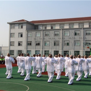 安徽省白湖监狱管理分局“健身舞”比赛 服刑人员舞出新生活