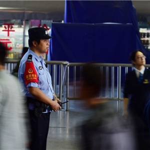 “十一”我在岗——湖北省武汉铁路公安局襄阳公安处全力维护旅客出行安全