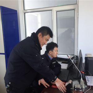 内蒙古乌兰察布市强制隔离戒毒所组织干警开展信息化技能及十九大知识培训
